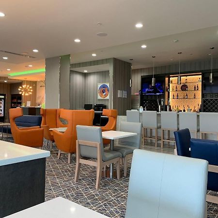 La Quinta by Wyndham Opelika Auburn Hotel Bagian luar foto